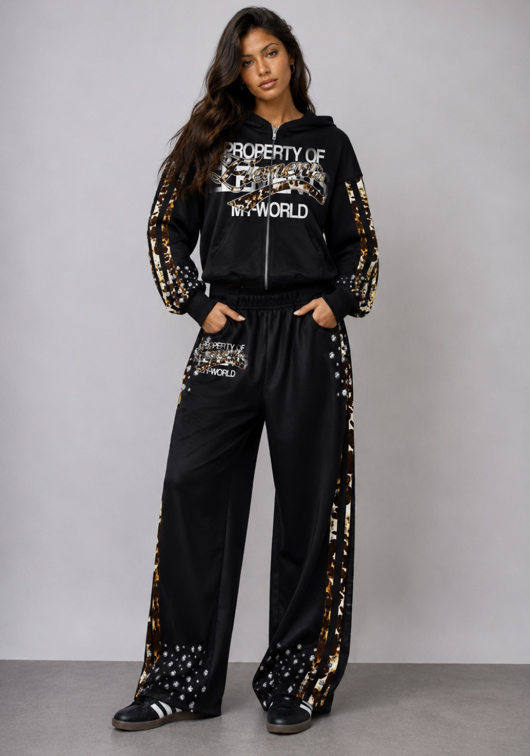 PROPERTY OF ELEMENTS SIGNATURE 'FLARED SWEATS'