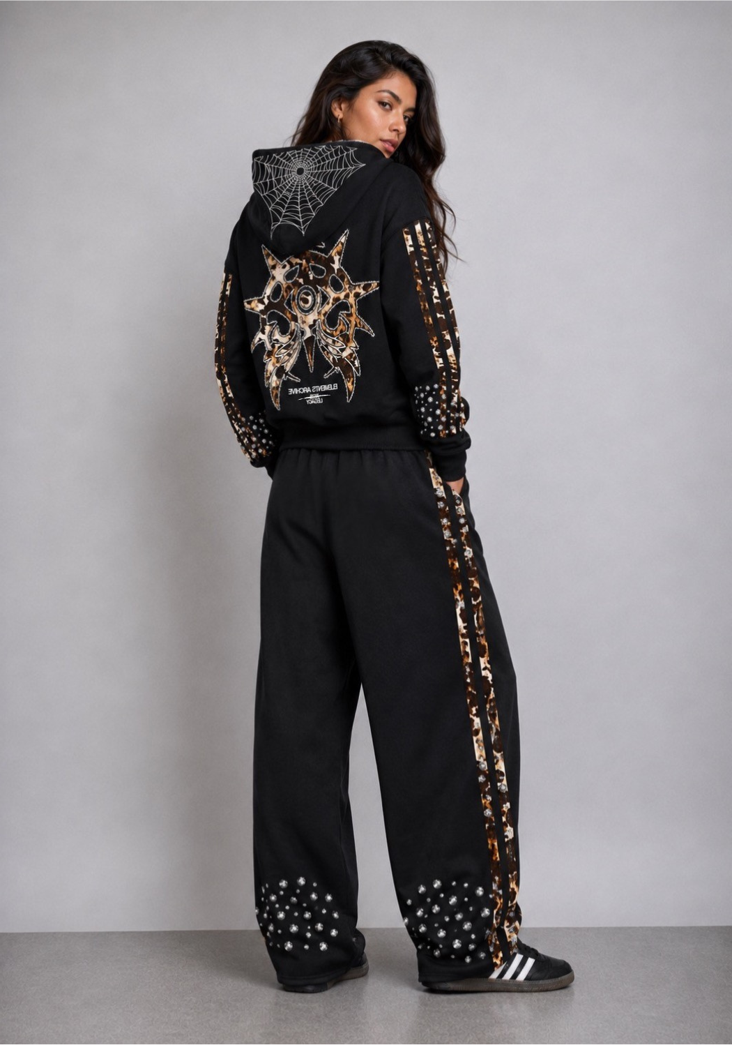 PROPERTY OF ELEMENTS SIGNATURE 'FLARED SWEATS'